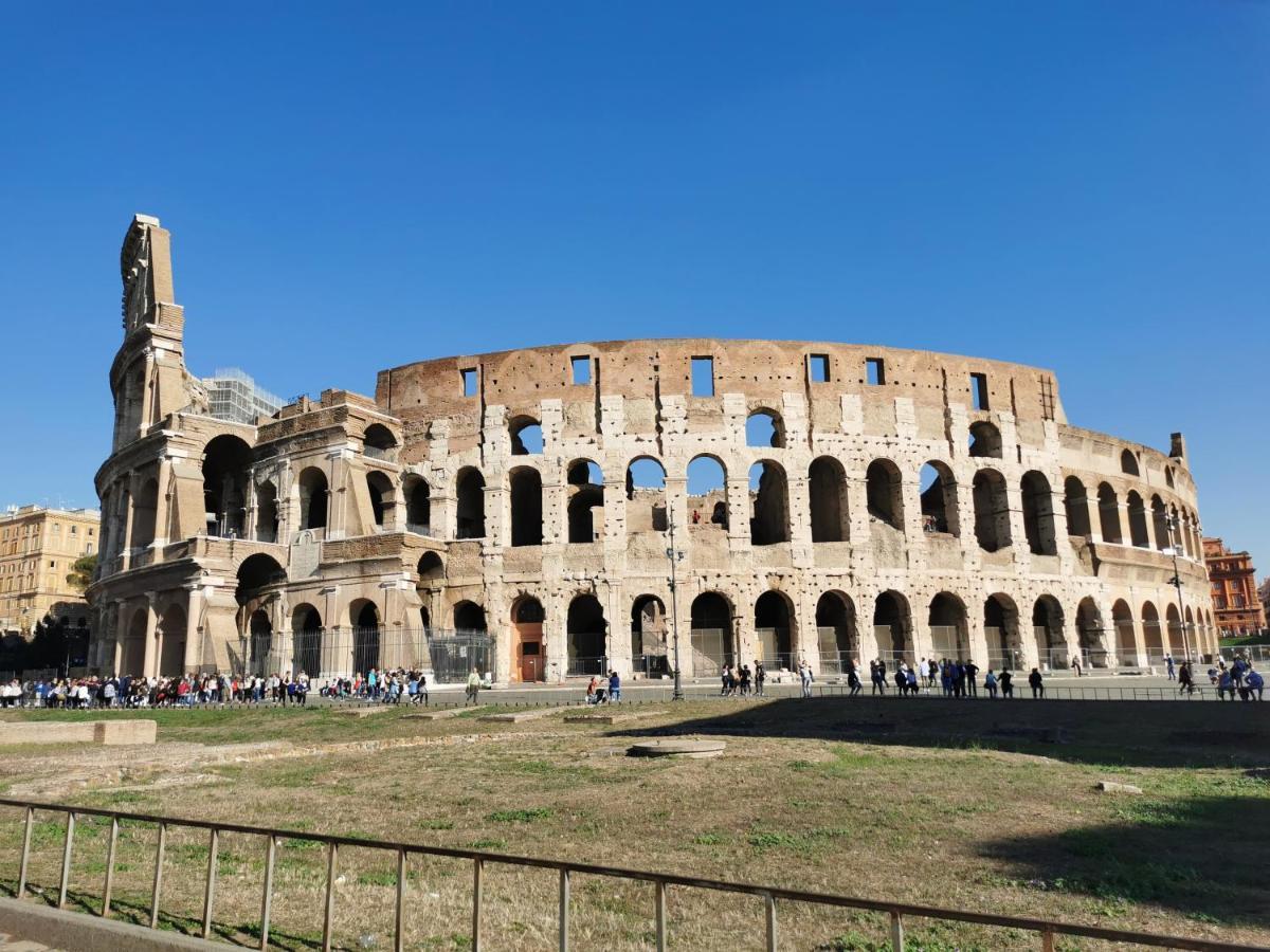 50 Passi Colosseo Apartment Roma Eksteriør bilde