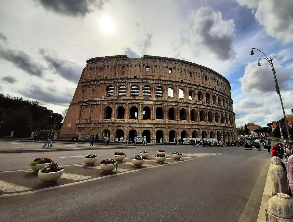 50 Passi Colosseo Apartment Roma Eksteriør bilde