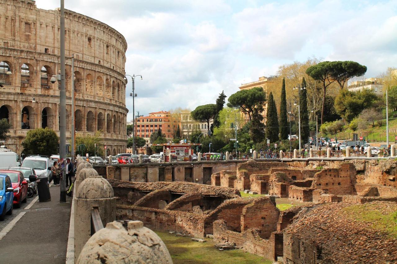 50 Passi Colosseo Apartment Roma Eksteriør bilde